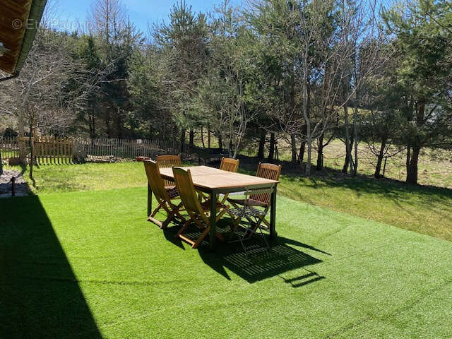 Maison à LE CHAMBON-SUR-LIGNON