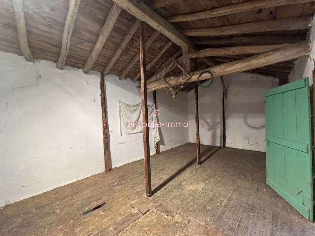 Maison à AMBRES