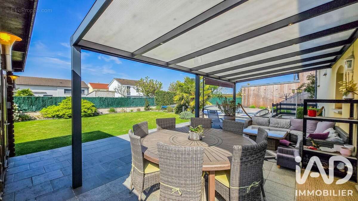 Maison 186 m² à Rurange-Les-Thionville  - photo 2