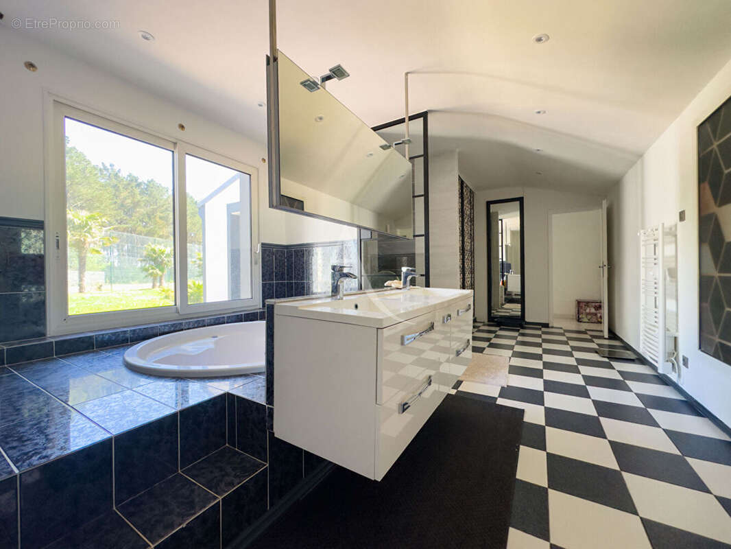 Maison à SAINT-REVEREND