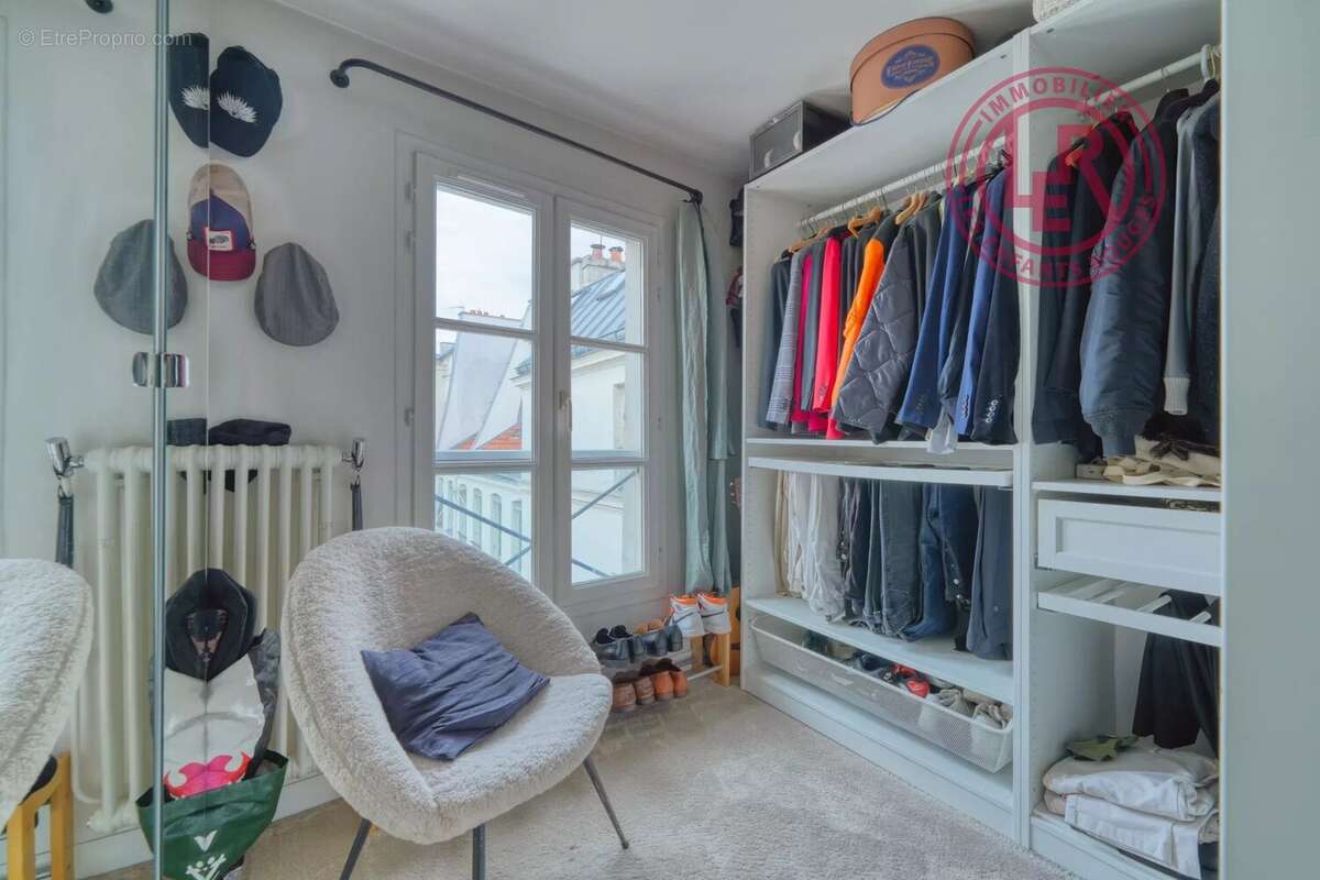 Appartement à PARIS-2E