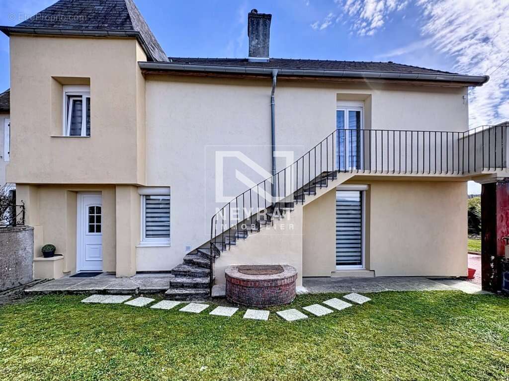 Maison à AUTUN
