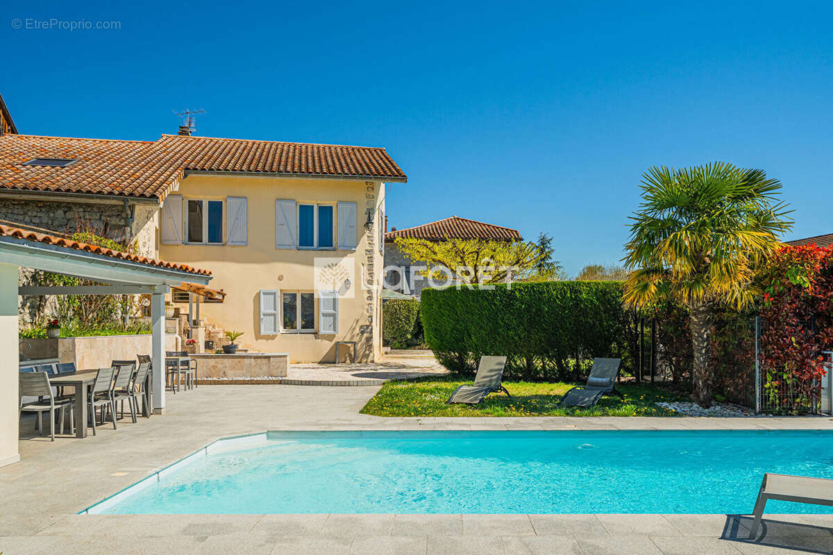 Maison à BIVIERS