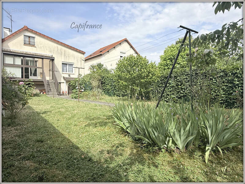 Maison à AULNAY-SOUS-BOIS