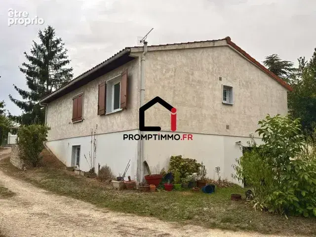 Maison 4 pièces 93 m² à vendre à Jonzac (17500) - photo 3