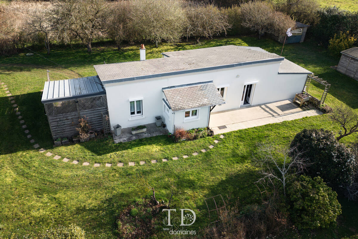 Maison à SANTRANGES