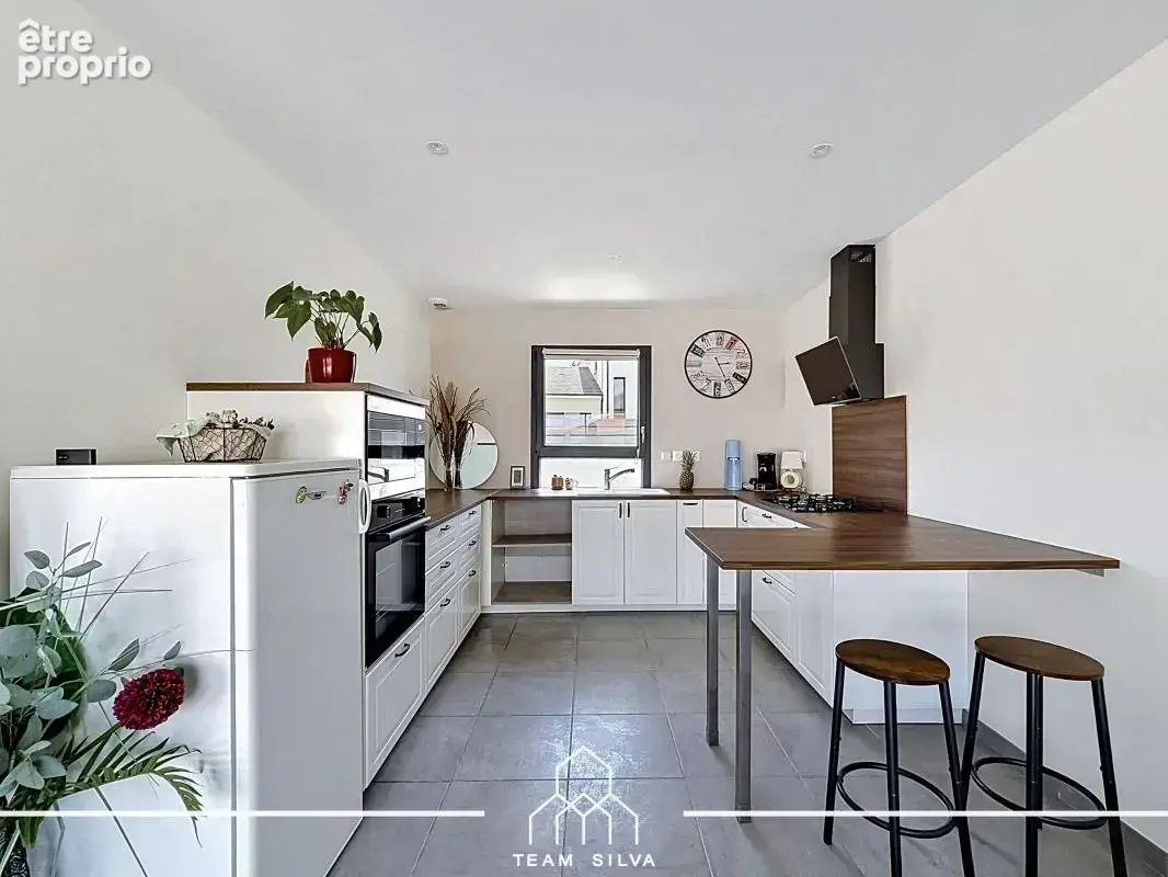 Maison 90 m² à Pont-Eveque  - photo 3