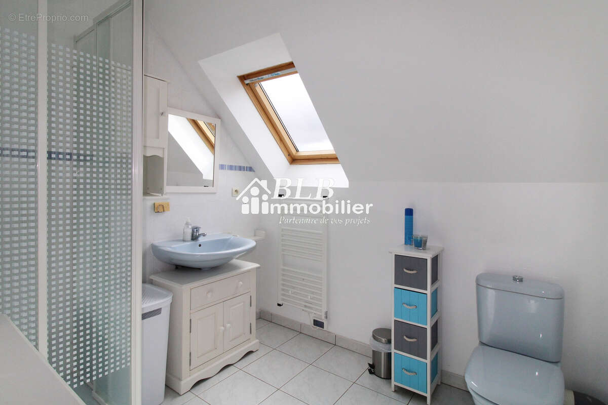 Maison 7 pièces 196m2 4 chambres + véranda chauffée + garage - photo 17