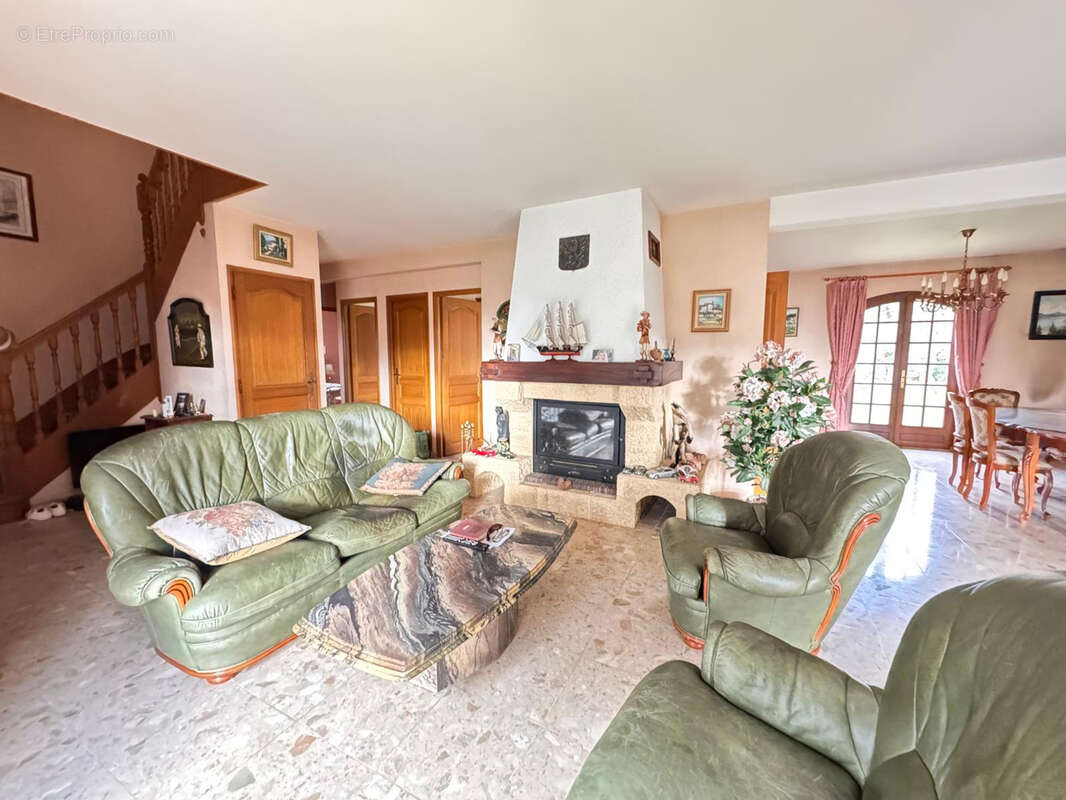 Maison à THORIGNY-SUR-MARNE