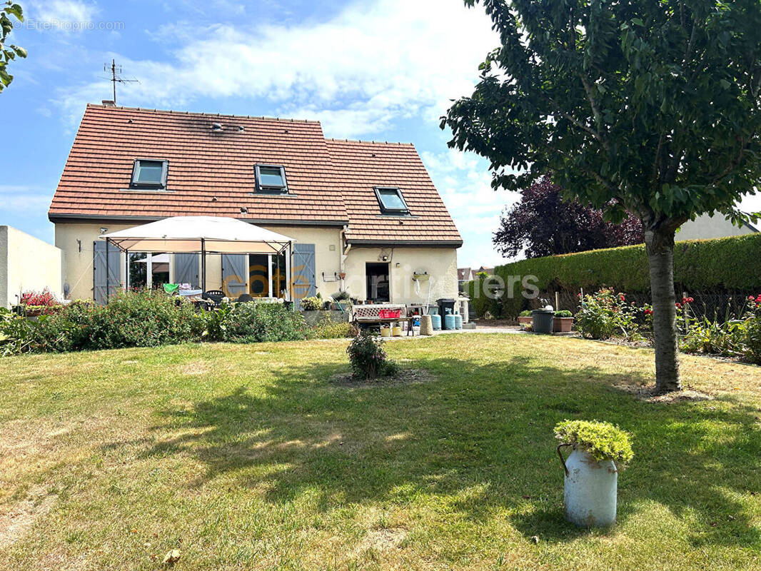 Maison à REVIERS