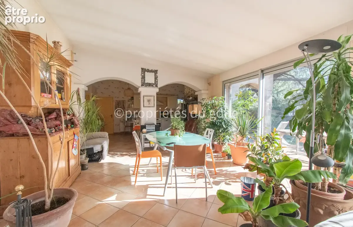 Sète, mont Saint Clair, villa de plain-pied avec piscine - photo 6