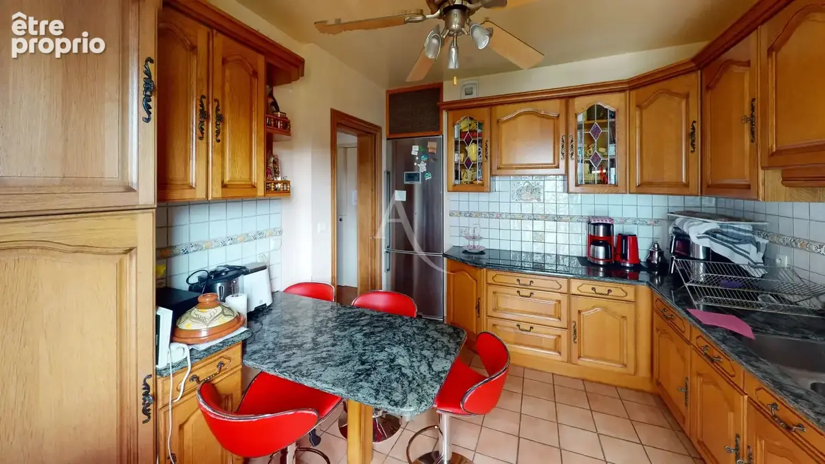 Limite Bourg La Reine, appartement L'HAY-LES-ROSES 5 pièces 98.97 m² - photo 5