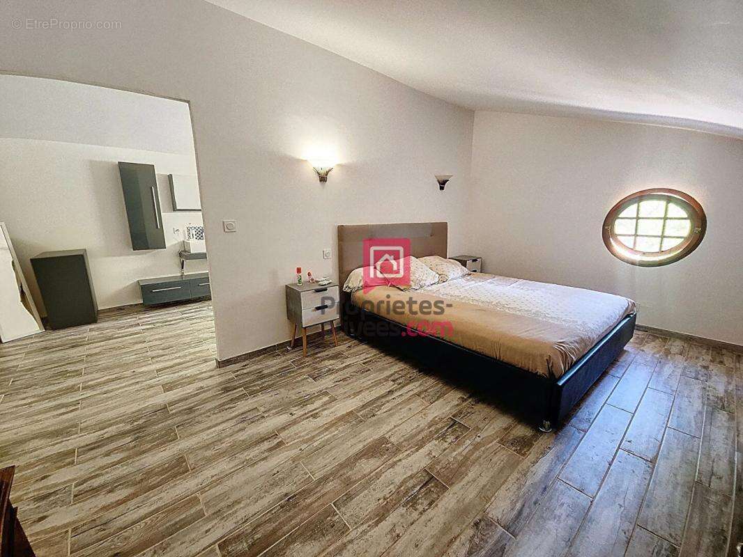 Villa de caractère- La Motte 9 pièces-226 m2- PISCINE- GARAGE - photo 12