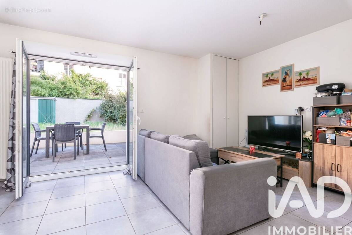 Photo 1 - Appartement à VILLEURBANNE