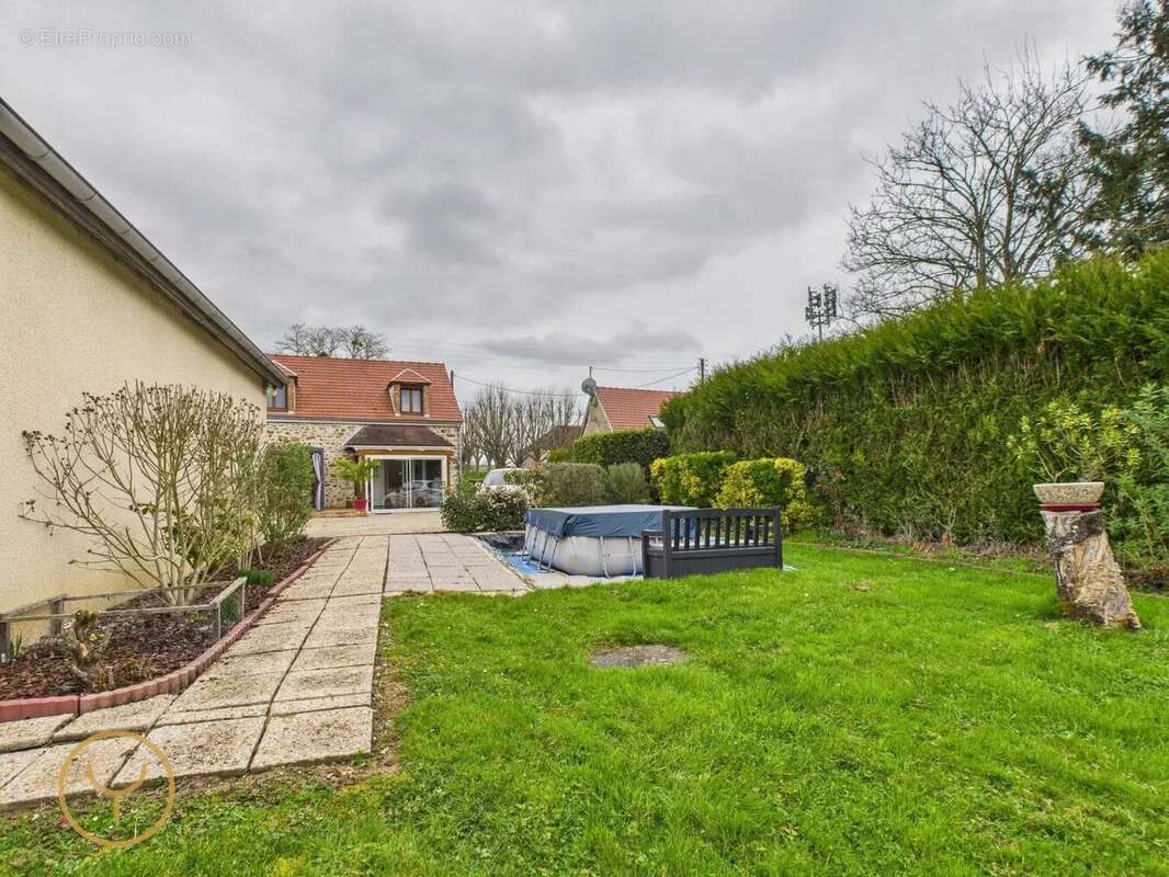 Maison à SAINT-NICOLAS-LA-CHAPELLE