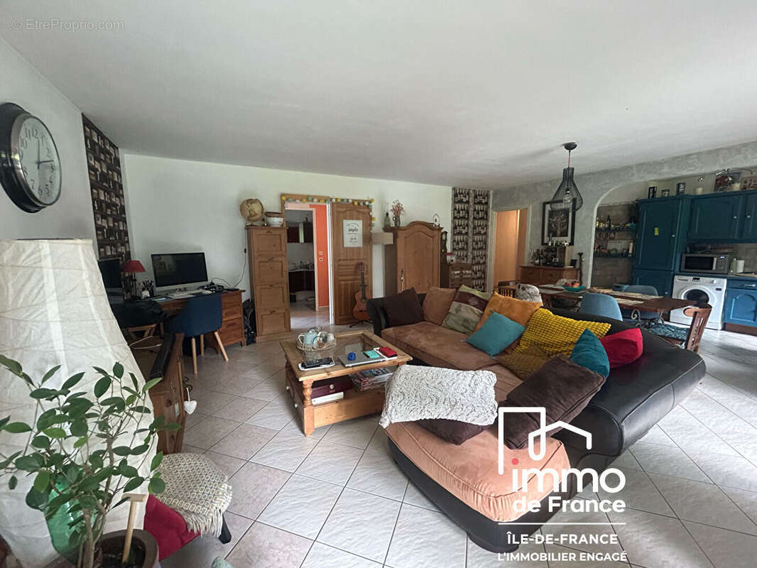 Appartement à VIRY-CHATILLON