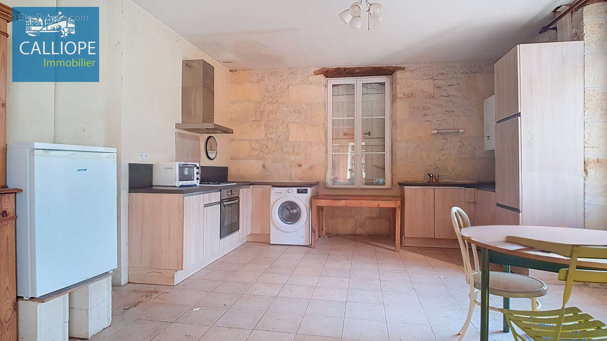 Charmant petit chateau a renover - photo 5