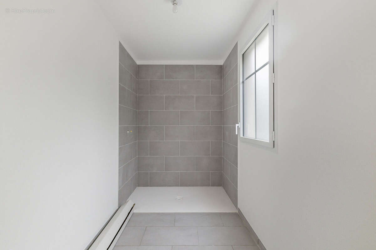 Maison à VILLENAVE-D'ORNON