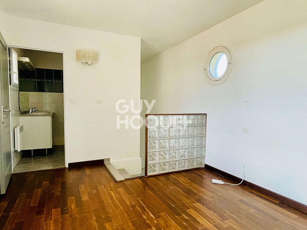 Maison 101 m2  3 chambres + terrain 147 m2 - photo 13
