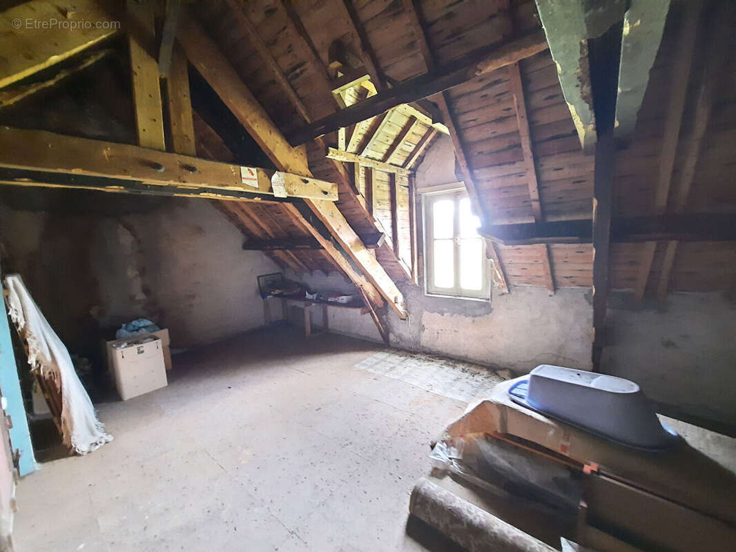 Maison à SAINT-MALO-DE-GUERSAC