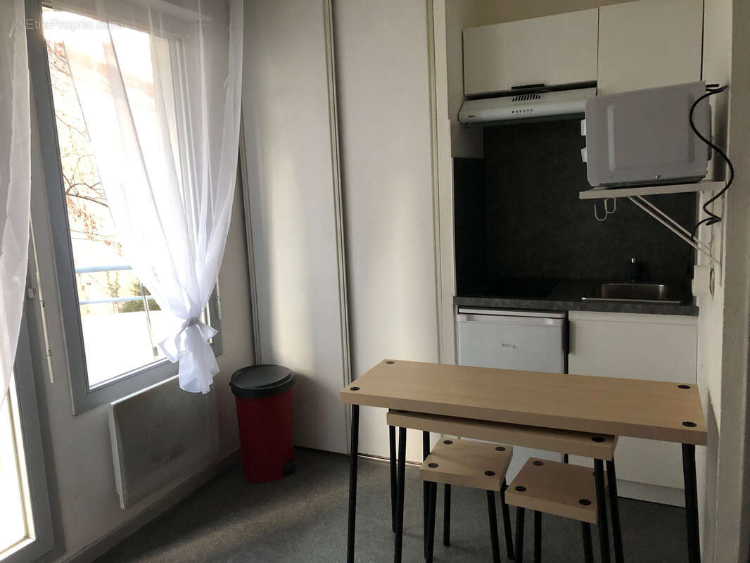 À vendre   Studio de 15 m2 situé au sein d’une copropriété calme et sécurisée - photo 3