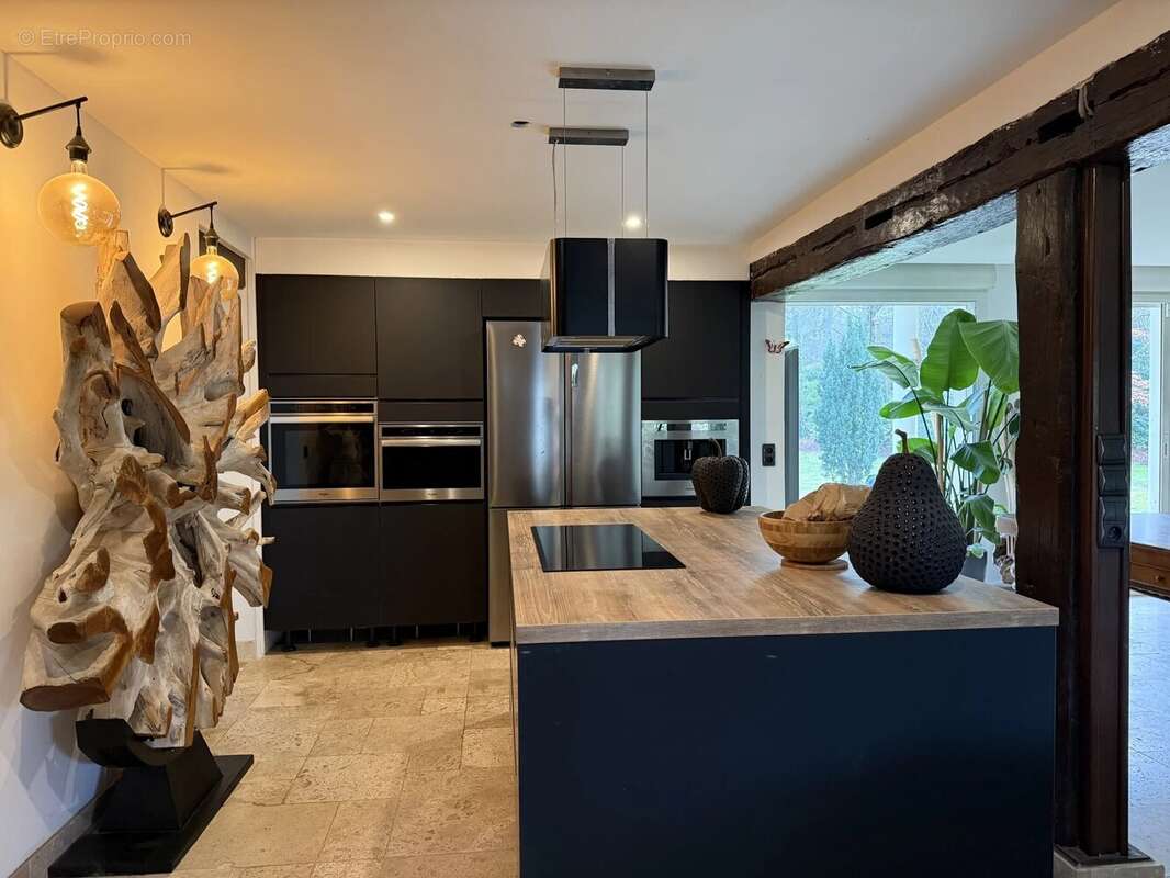 Maison à NOISY-SUR-ECOLE