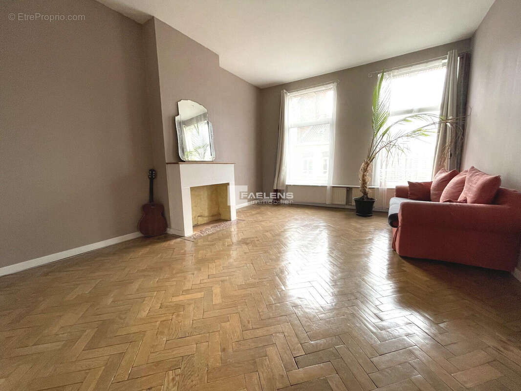 Appartement 66 m² à Lille  - photo 2