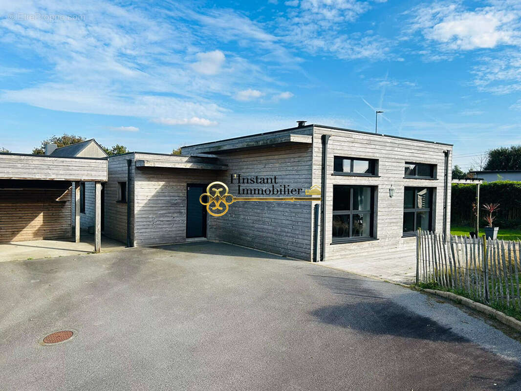 Maison à LANDIVISIAU