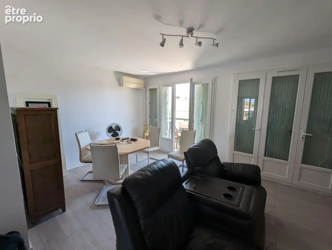 Appartement T4 rénové - photo 8