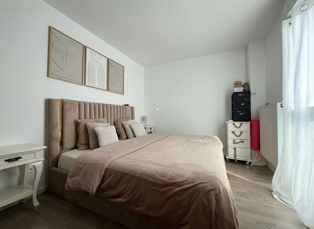 Maison à SAINT-JEAN-DE-LA-RUELLE