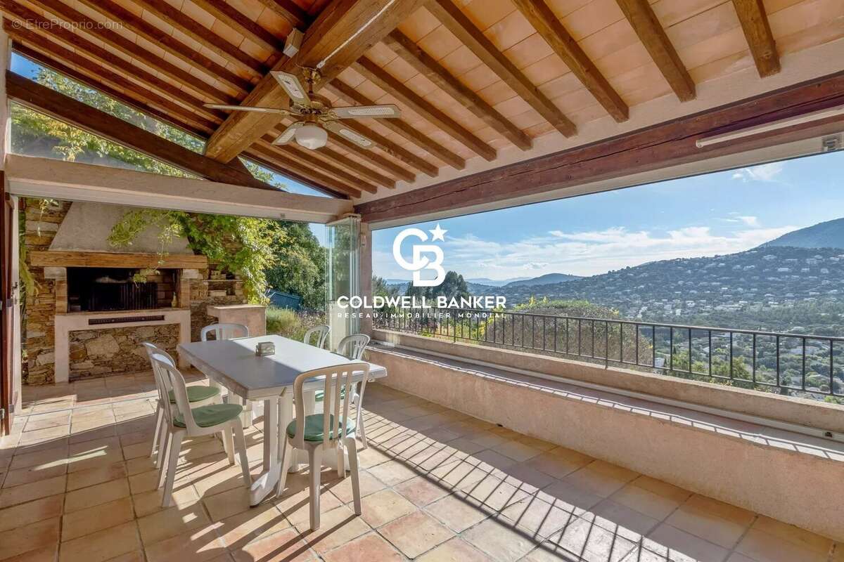 Maison à CAVALAIRE-SUR-MER