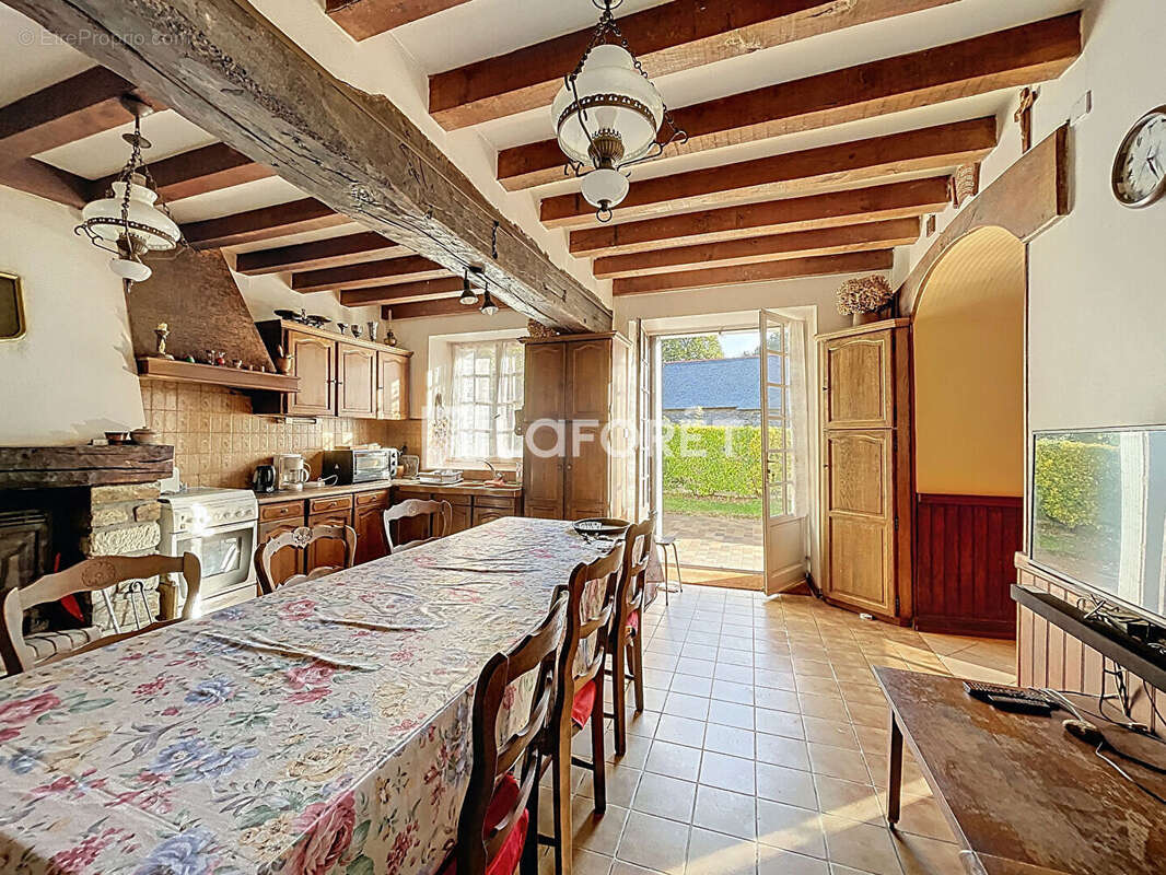 Maison à SAINTE-ANNE-SUR-VILAINE