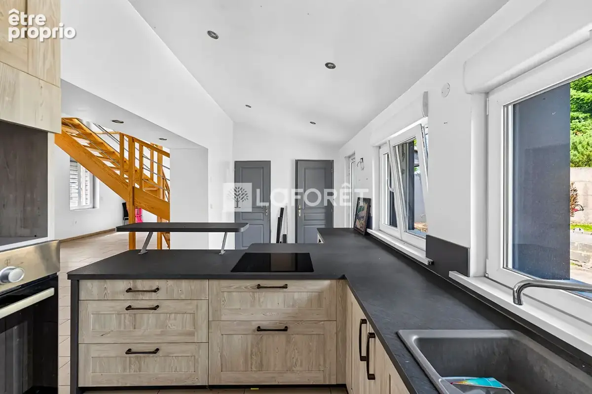 DEJA VENDU PAR LAFORET DOUAI - Maison semi plain-pied 122 m² sur Estrées - photo 5
