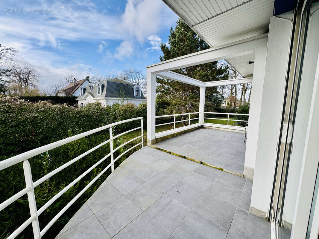 Maison à DAMMARIE-LES-LYS