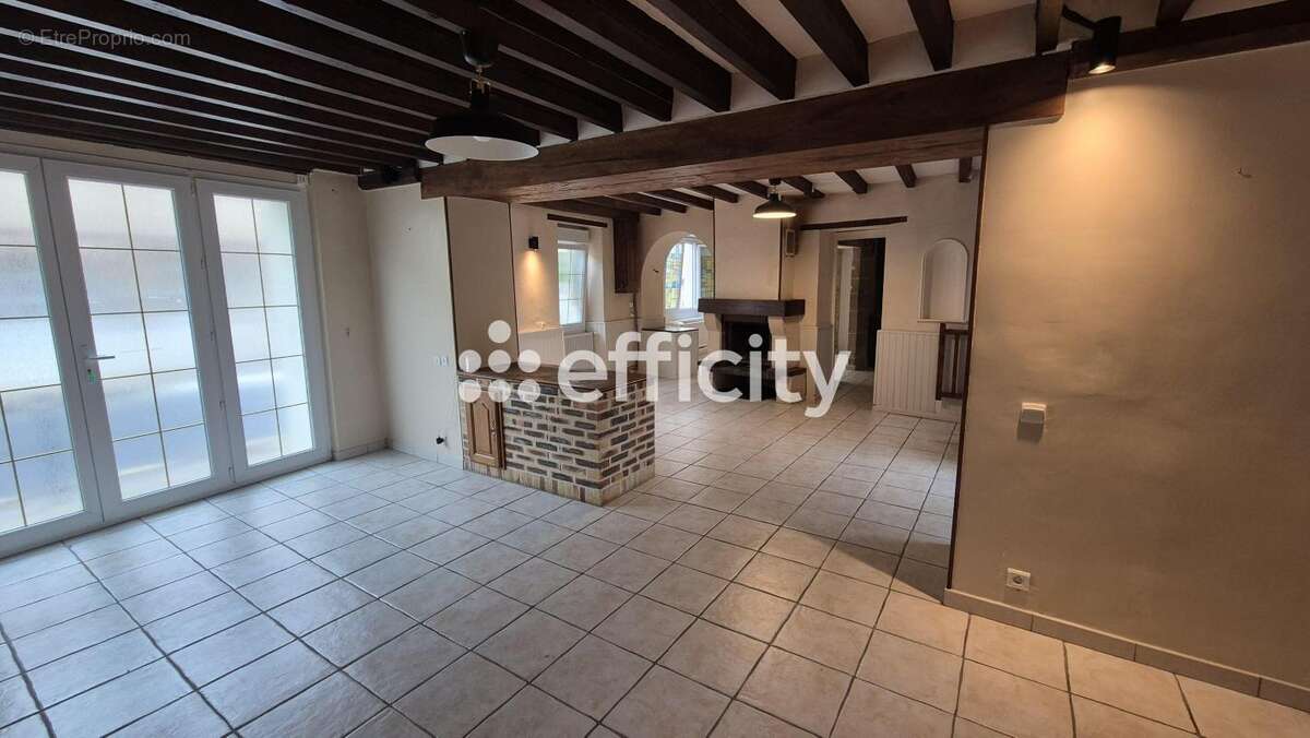 Maison à COURSEULLES-SUR-MER