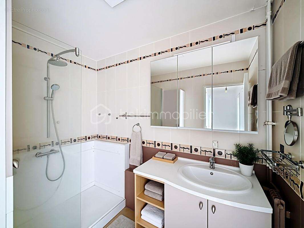 Appartement à GARCHES