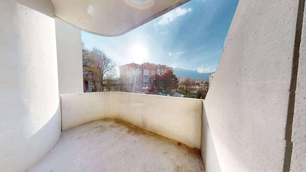 Appartement à ECHIROLLES