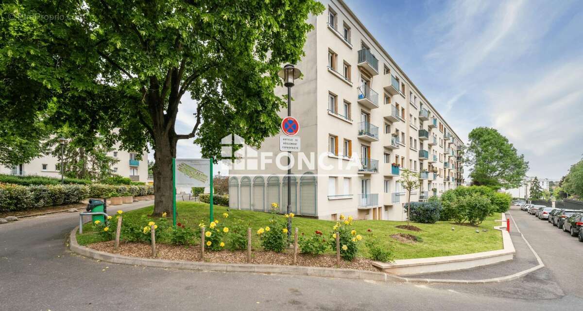 Appartement à RUEIL-MALMAISON