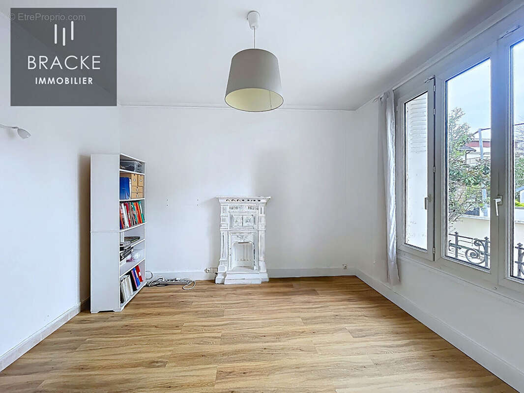 Maison à LA GARENNE-COLOMBES