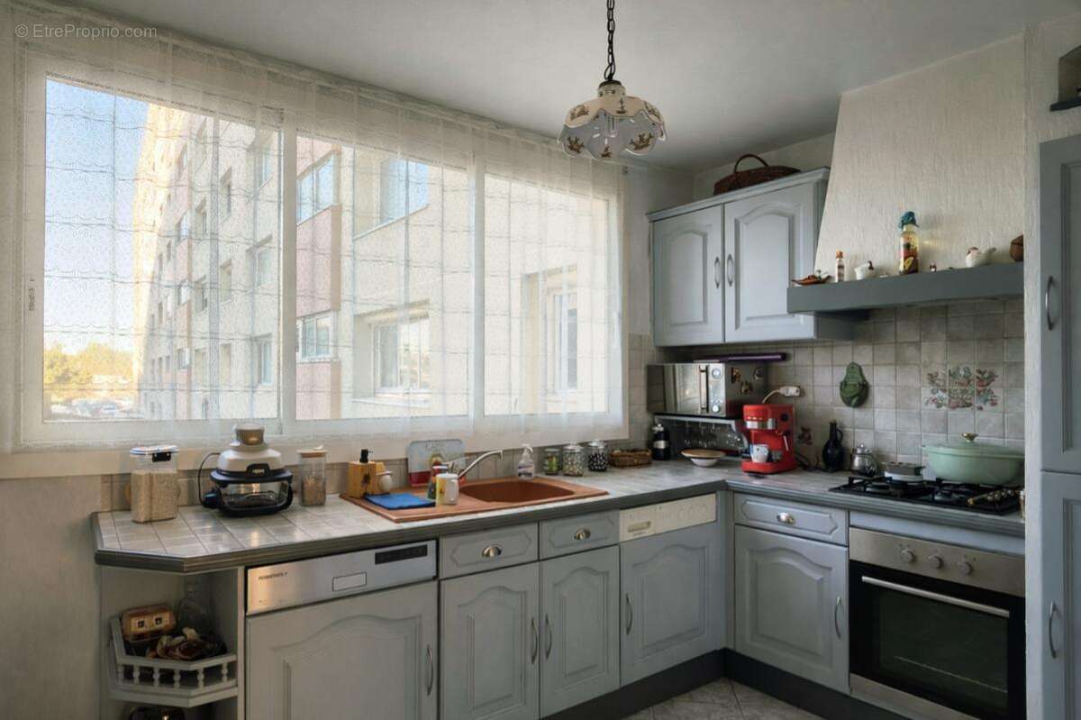 Appartement à MARSEILLE-11E