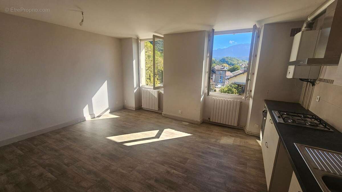 Appartement à VOIRON