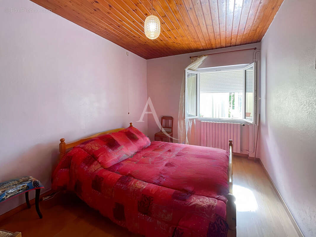 Maison à rénover à Sainte Radégonde Des Noyers - photo 8