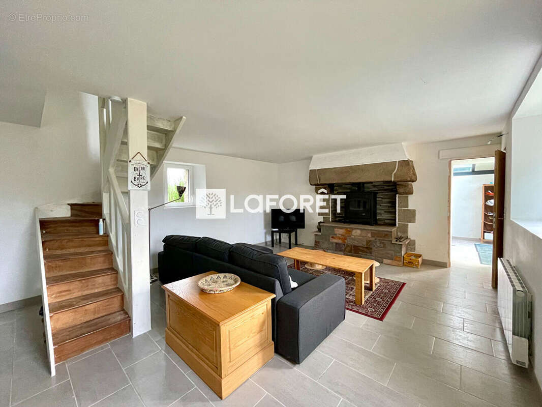 Maison à LE VIEUX-MARCHE