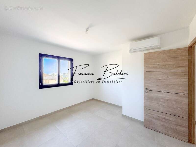 À vendre Maison T4 en duplex de 86m² neuve avec garage, Folelli, Penta di Casinca, Haute-Corse (20) - photo 10