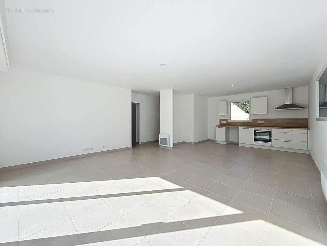 Maison à SAINT-PIERRE-DE-PLESGUEN