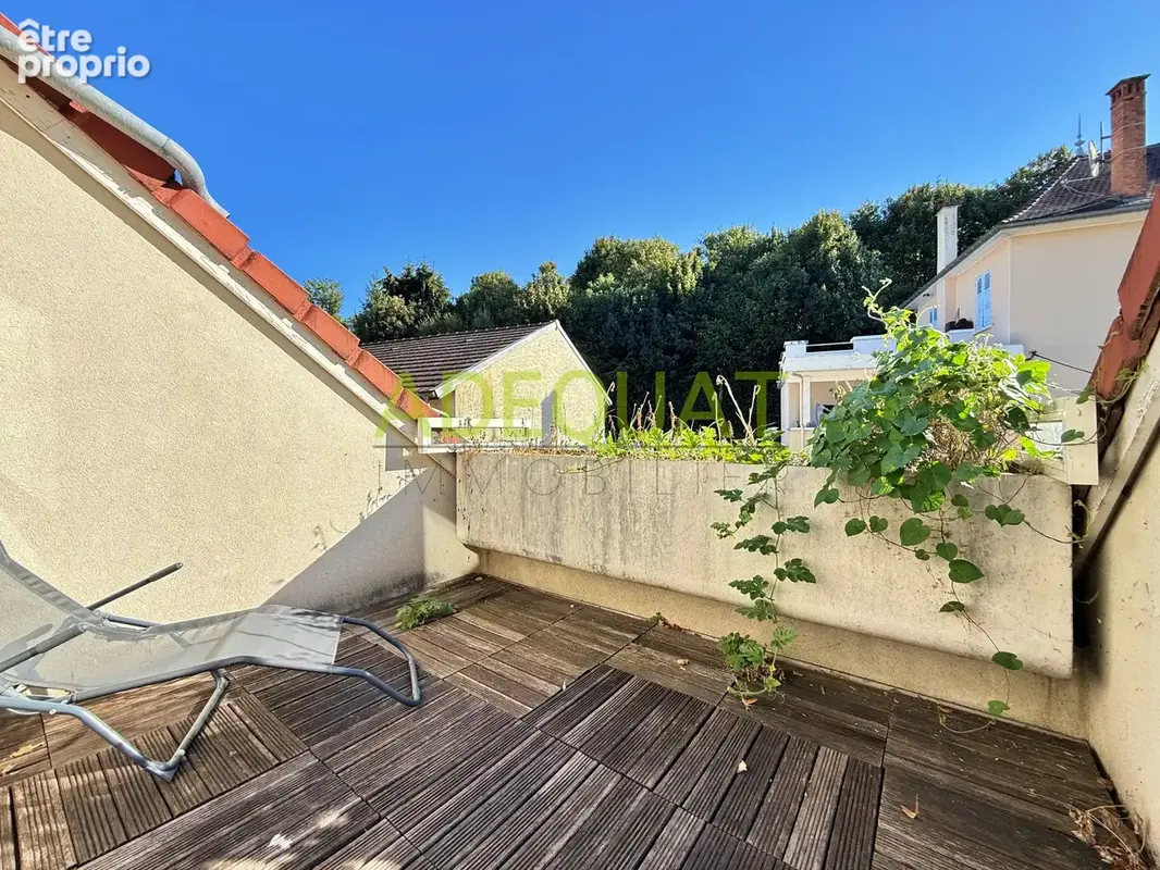 La tour du pin / hyper centre ville / appartement t2 / terrasse / cellier… - photo 8