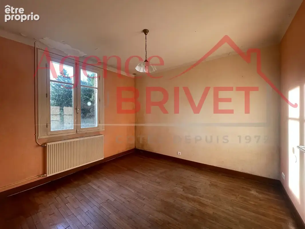 Maison avec beau potentiel ? Terrain constructible de 1 500 m² - photo 7