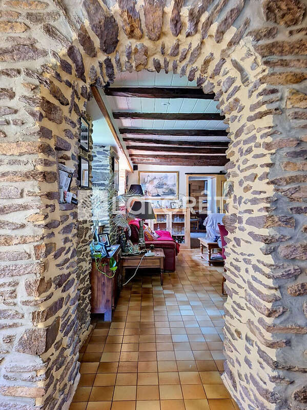 Maison à CAMPENEAC