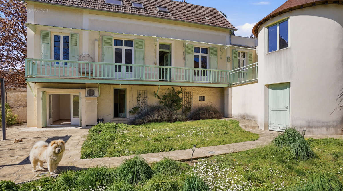 Maison à FONTAINEBLEAU