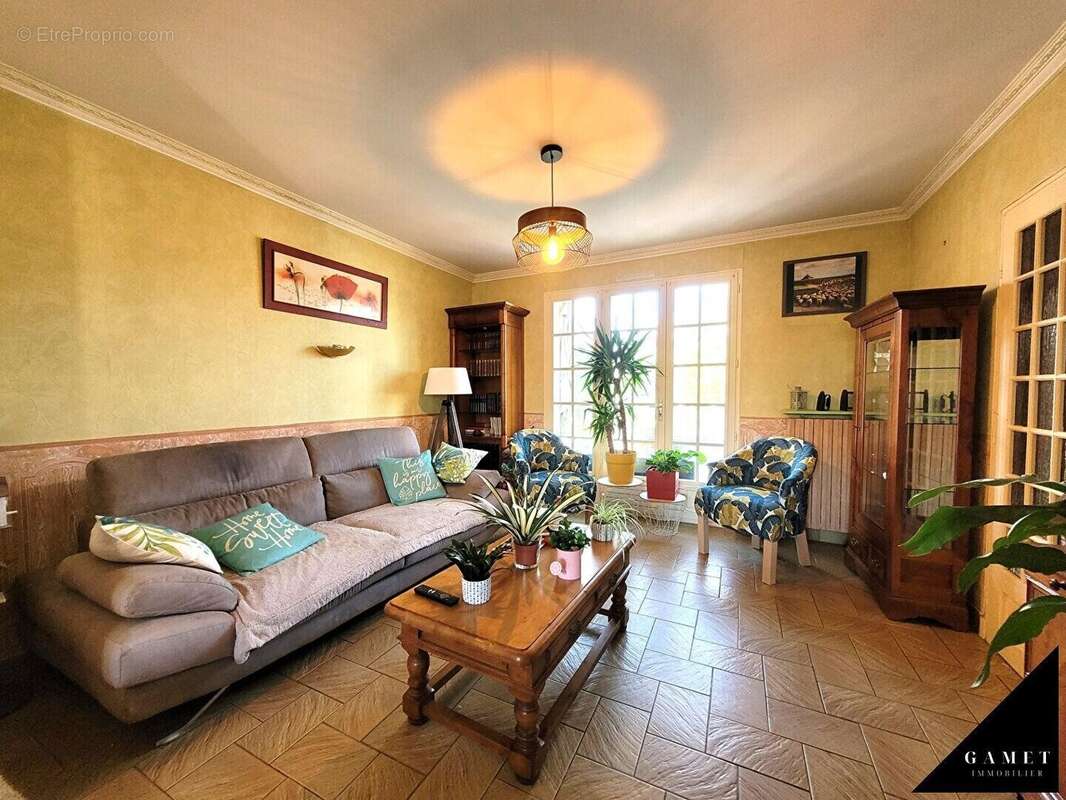 Maison à BAGUER-PICAN